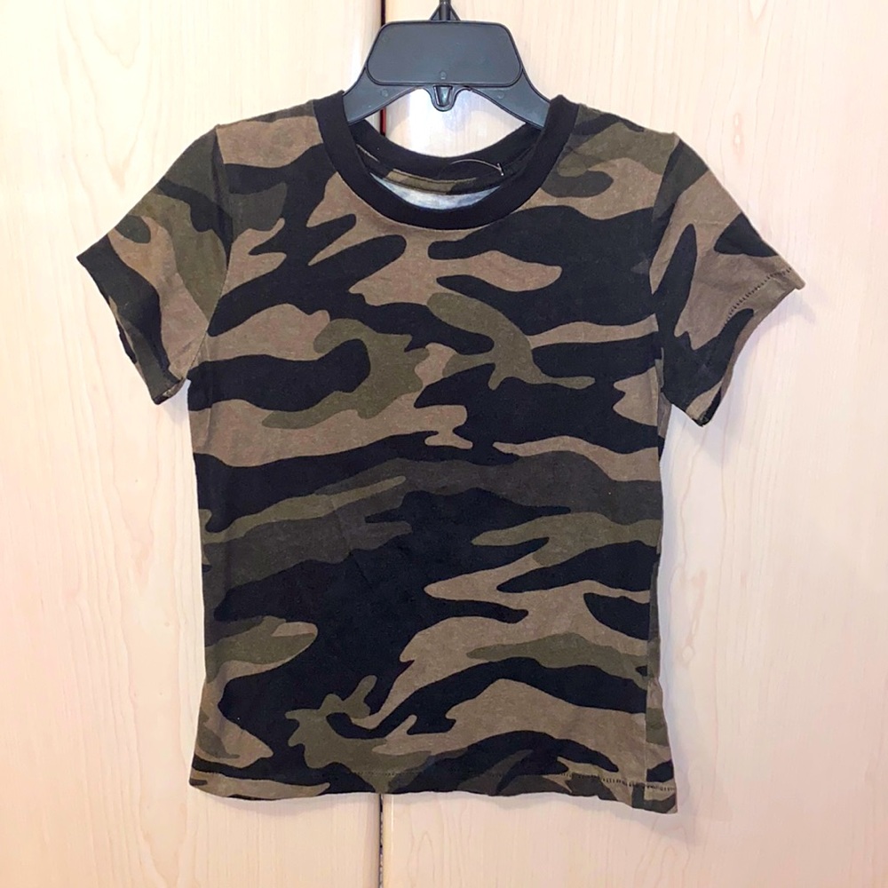Aeropostale camo t shirt